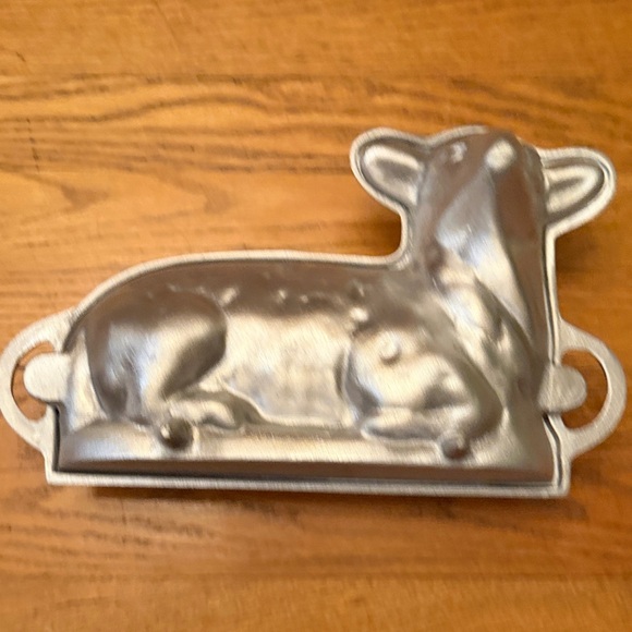 Cast Aluminum Lamb Cake Mold by Kitchen Supply USA NEW - Picture 8 of 16